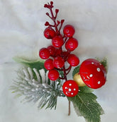 Crenguță artificială de Crăciun cu bobițe roșii și ciupercuță 10/set